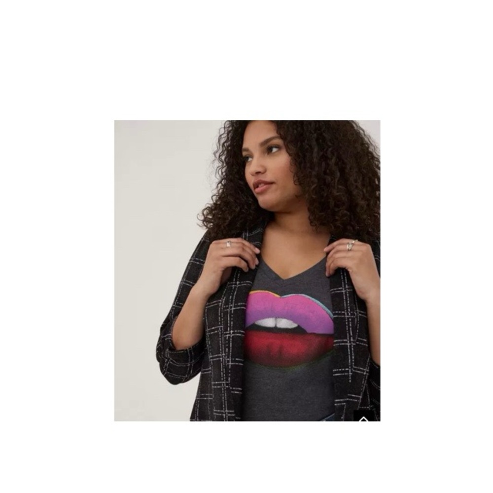 Torrid Rouched‎ Sleeve Crepe Plaid Blazer - Picture 7 of 9
